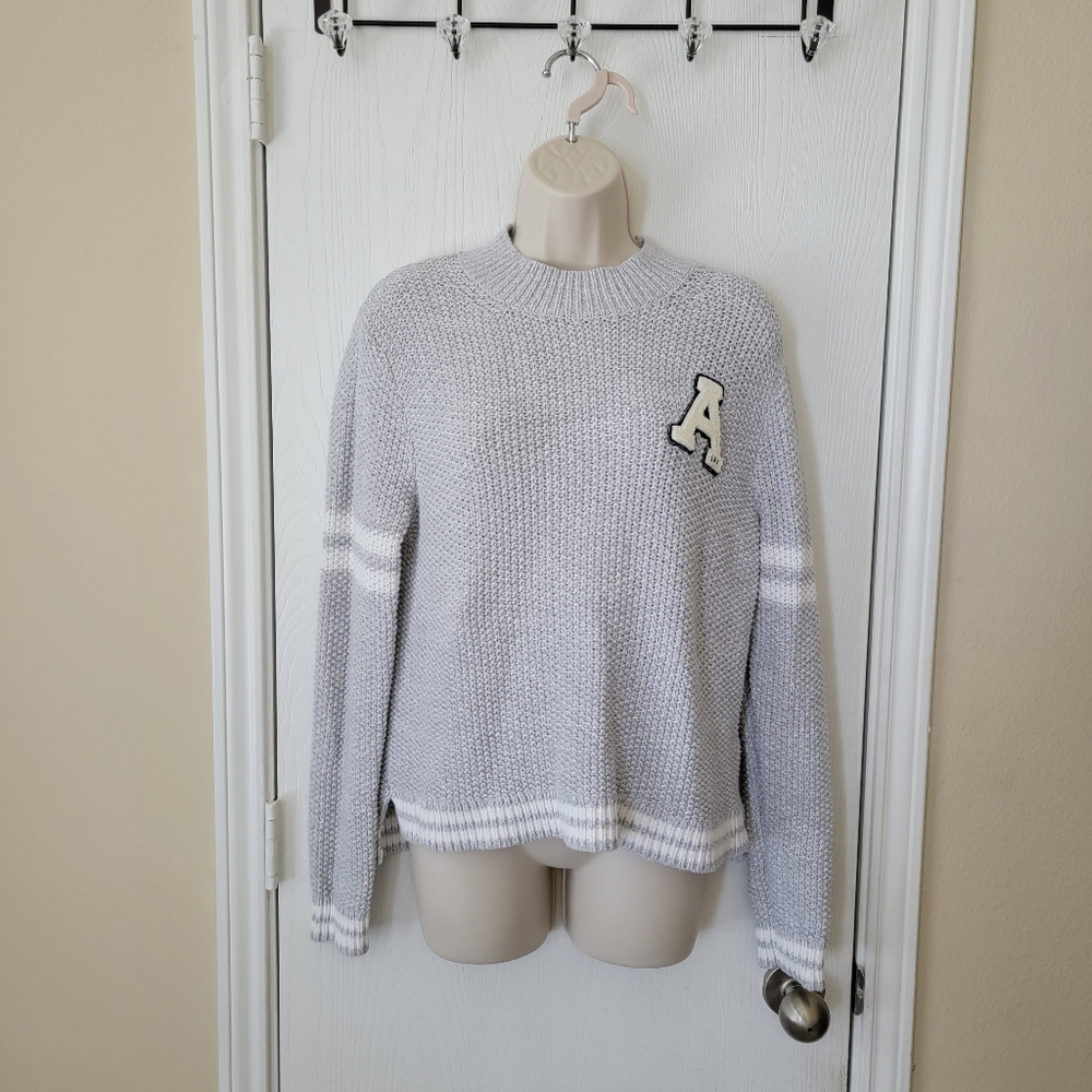 Abercrombie & Fitch Knit Sweater